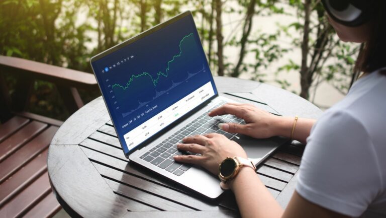 best laptops for stock trading