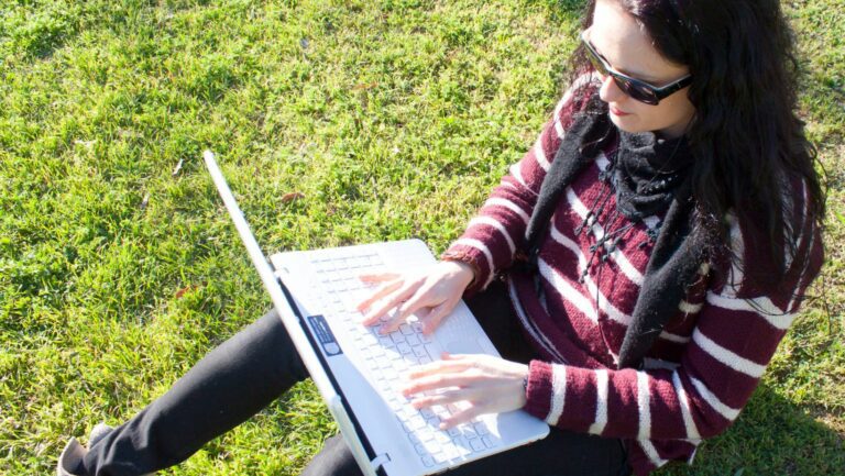 laptops for the blind