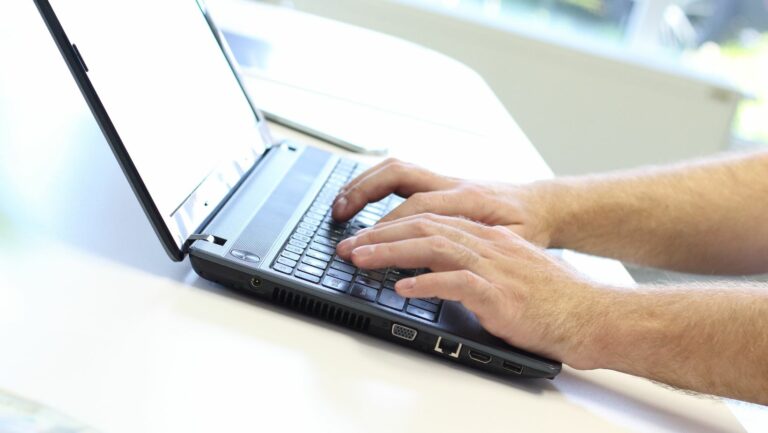 are keyboard covers bad for laptops